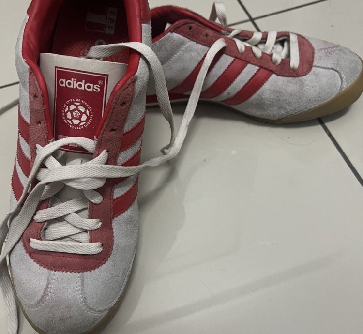 Adidas Mexico 70