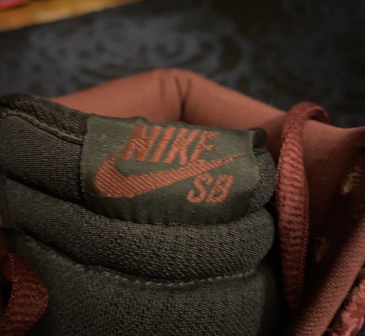 Nike Dunk High Sb Bloody Sunday 2007