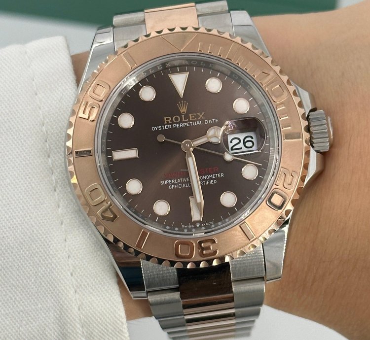 Rolex Yacht-master 40 126621 Choc