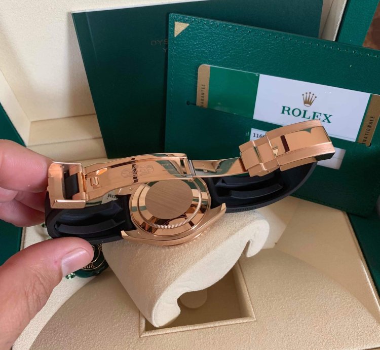 Rolex Yacht-master 40 40mm Everose Gold Black Dial Oysterflex 116655