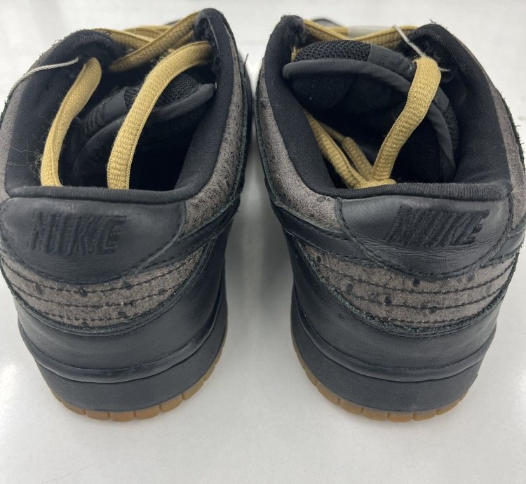 Nike Dunk Pro Sb Low Ostrich 304292-003 Pre Owned Size 8