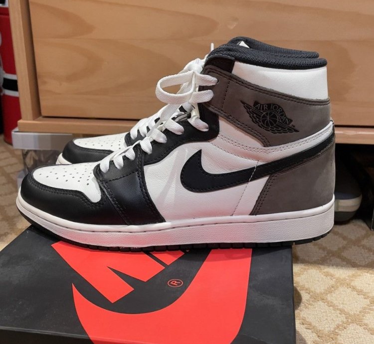 Nike Jordan 1 Retro Oh High Mocha