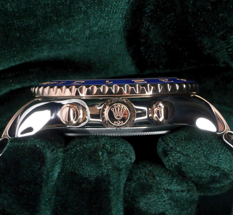 Rolex Yacht-master Ii Mint Complete Set Yacht-master Ii Two-tone White Dial Blue Bezel Rose Gold 116681