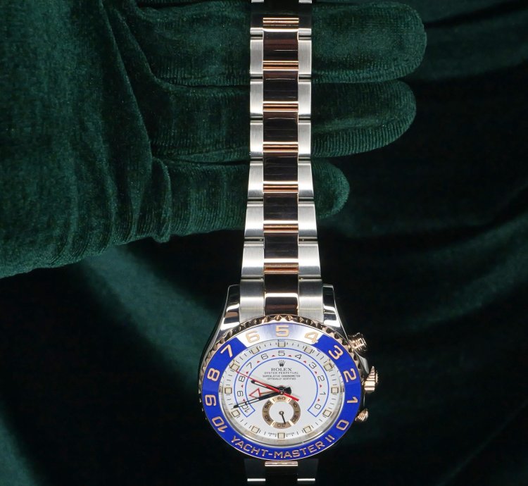 Rolex Yacht-master Ii Mint Complete Set Yacht-master Ii Two-tone White Dial Blue Bezel Rose Gold 116681