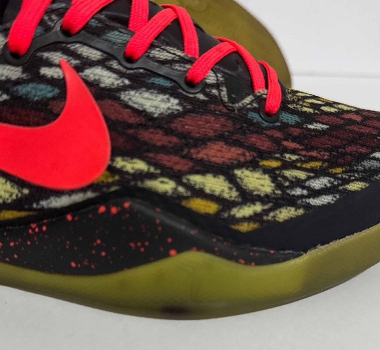2012 Nike Kobe 8 Qs quickstrike Christmas Sz 9