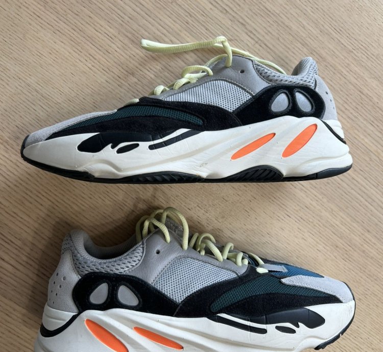 Adidas Og 2017 Yeezy Boost 700 Wave Runner Sz 10 Yzy Pod 1