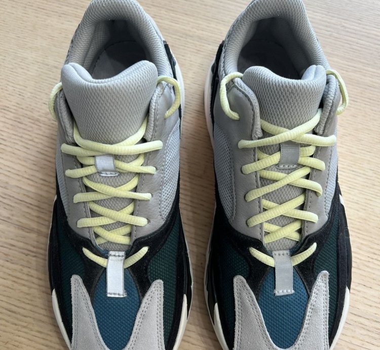 Adidas Og 2017 Yeezy Boost 700 Wave Runner Sz 10 Yzy Pod 1
