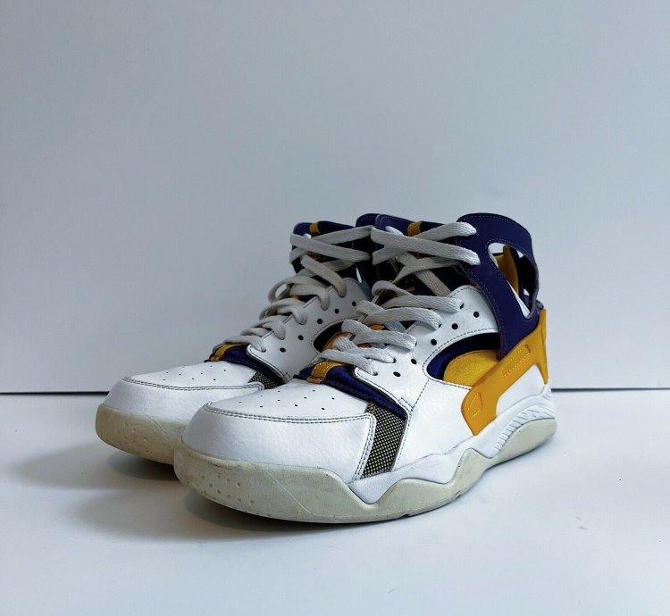2015 Nike Air Flight Huarache Kobe Rare 705005 101 Sz 8 5