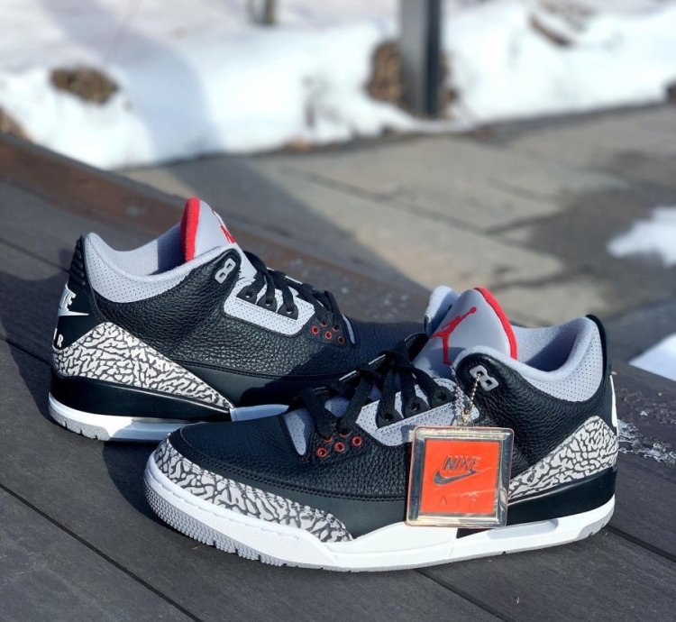 Air Jordan 3 Retro Black Cement