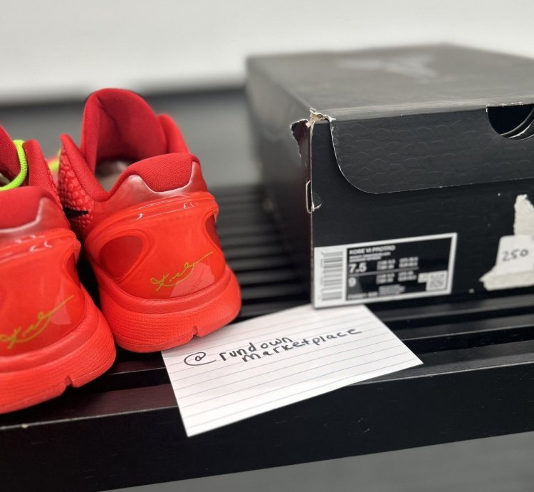 72244 Nike Kobe 6 Proto Reverse Grinch