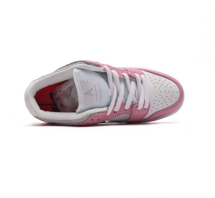 April Skateboards Pink x Nike Sb Dunk Low