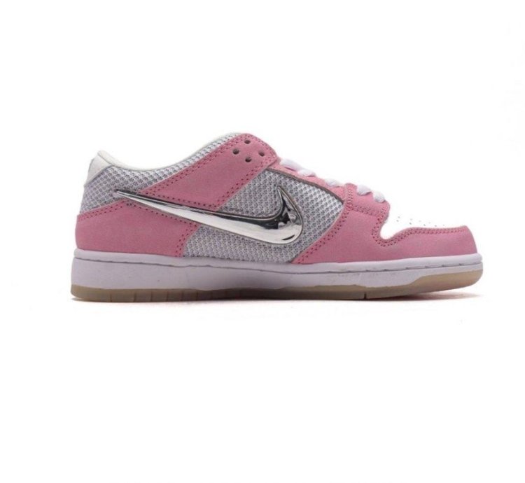 April Skateboards Pink x Nike Sb Dunk Low