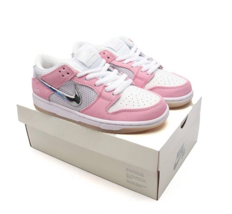 April Skateboards Pink x Nike Sb Dunk Low
