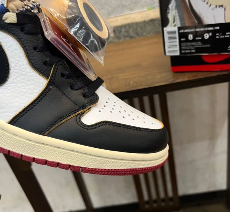 Union La X Air Jordan 1 Retro High Nrg black Toe