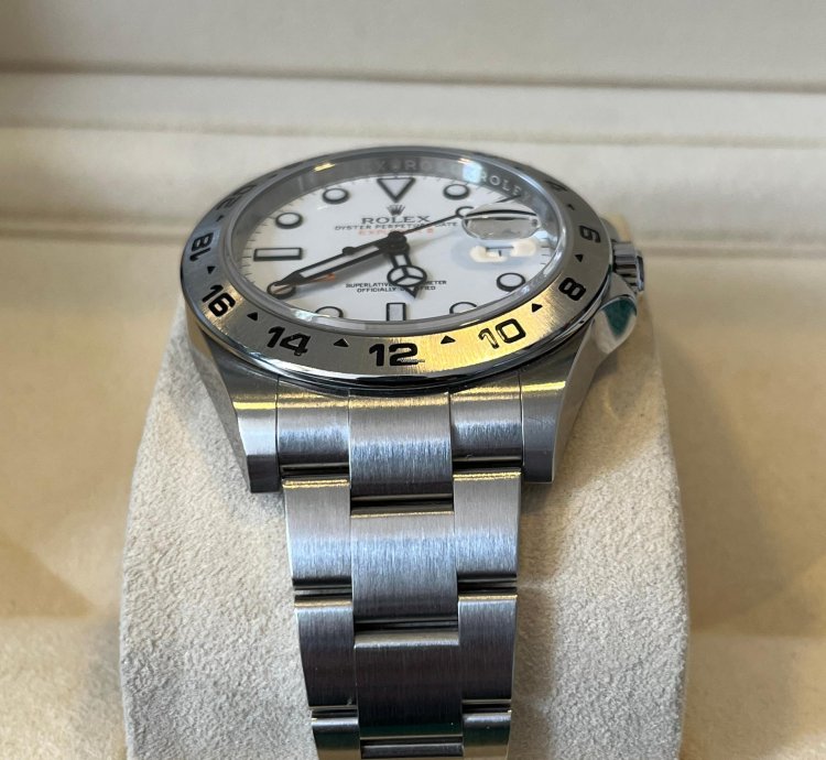 Rolex Explorer Ii 216570