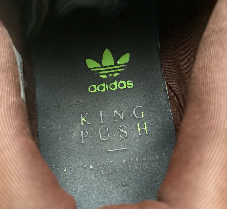 Adidas Ozweego Pusha King Push Sneakers Men Size 5 Black 2019 Athletic Casual