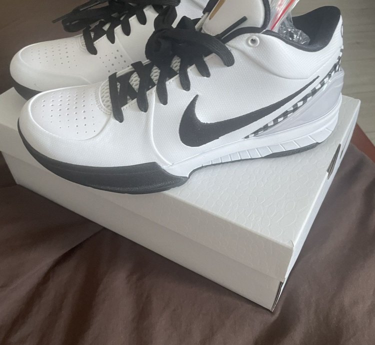 Brand New Kobe 4 Iv Mambacita Gigi