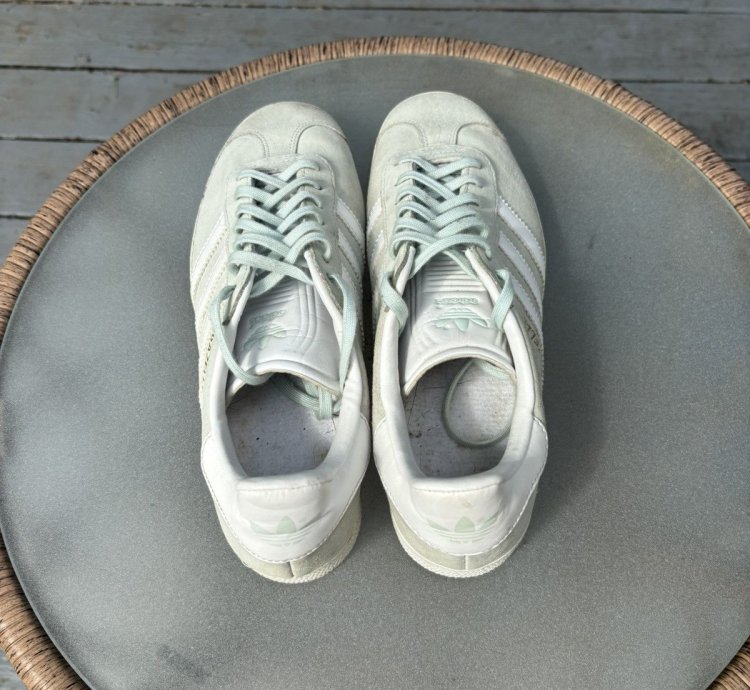 Adidas Pastel Ice Mint Gazelle 8 5