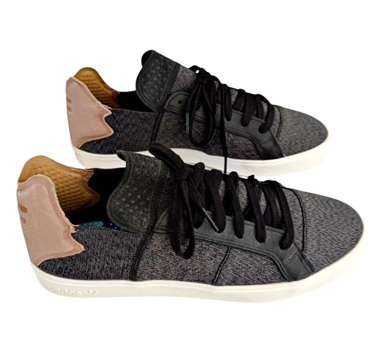 Adidas Pharrel Vulc Lace Up Low Top 10 5 Sneakers Shoes