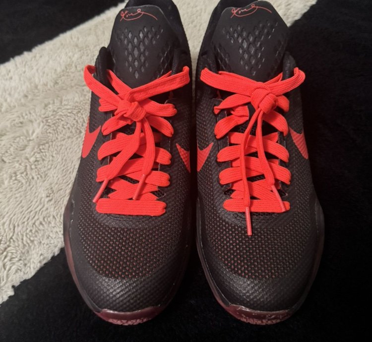 Ds Nike Kobe 10 Bright Crimson Size 6 5y
