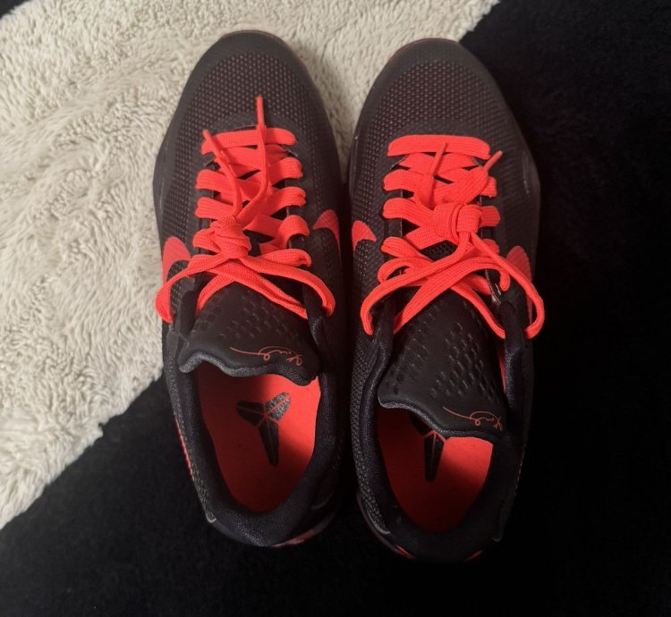 Ds Nike Kobe 10 Bright Crimson Size 6 5y
