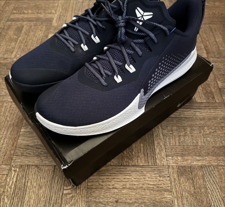 Ds Nike Mamba Fury Midnight Navy team Men Size 13