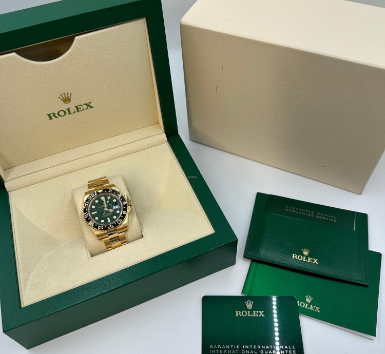 Rolex Gmt-master Ii 116718ln Green Dial