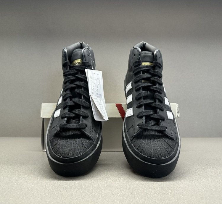 Adidas Pro Model 424 Black
