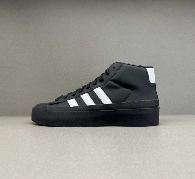 Adidas Pro Model 424 Black
