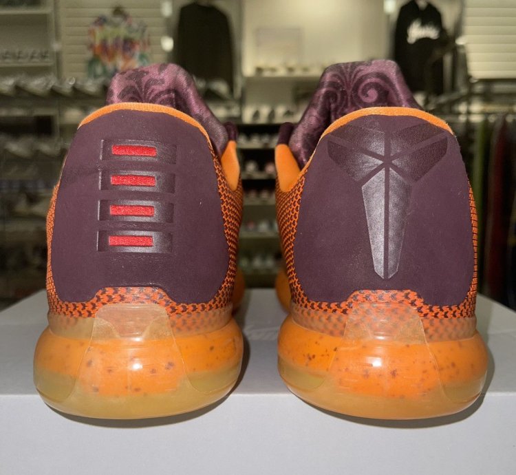 Kobe 10 Silk - Lightly Worn No Box flaw Shown