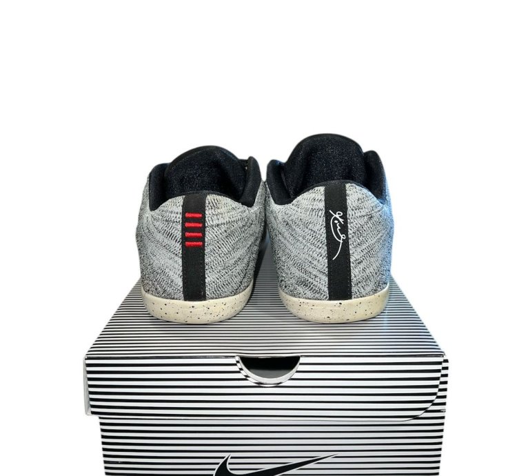 Kobe 11 Elite Oreo