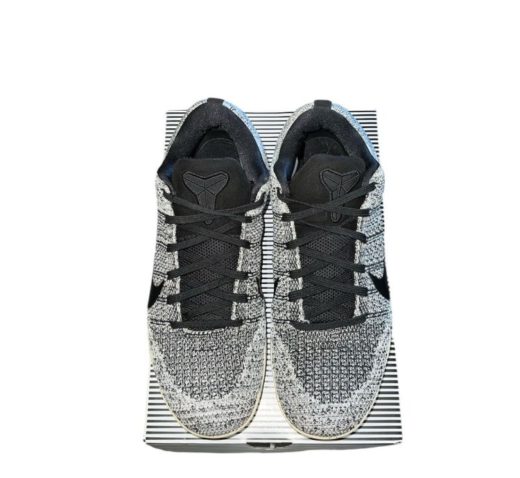 Kobe 11 Elite Oreo