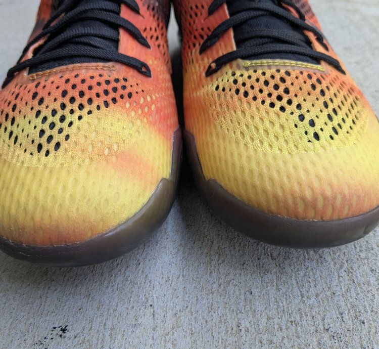 Kobe 11 Sunset 836183-805