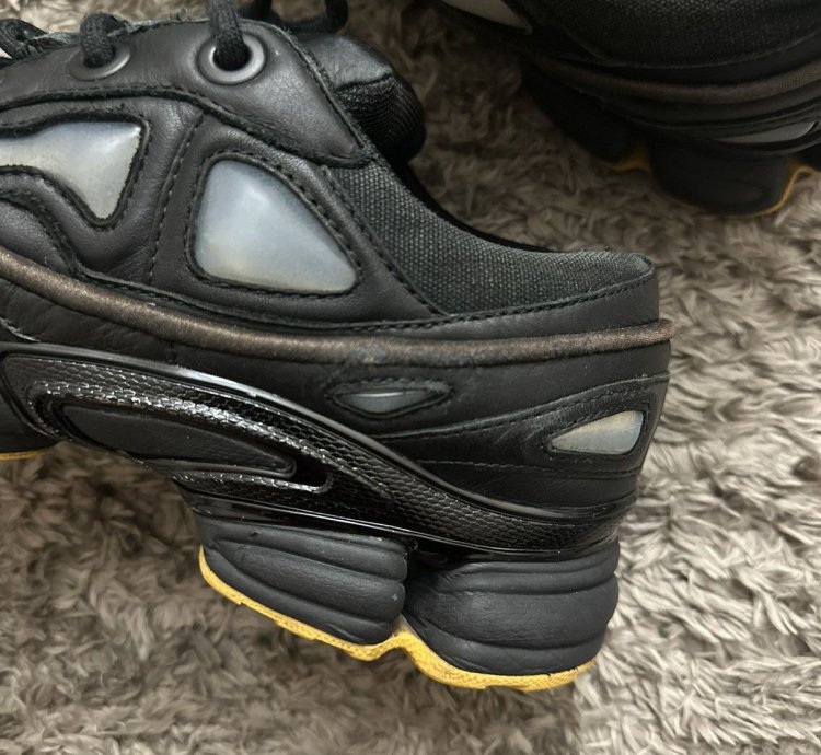 Adidas Raf Simons Ozweego Black Corn