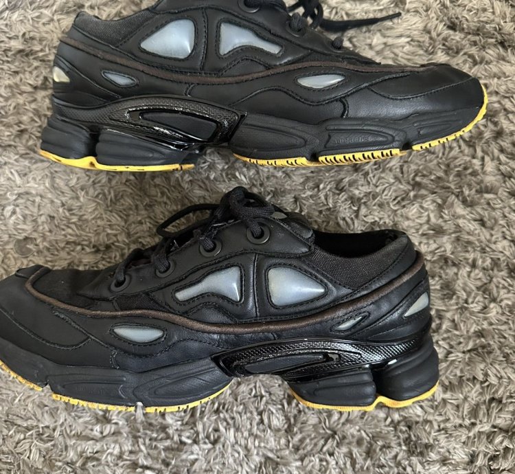 Adidas Raf Simons Ozweego Black Corn