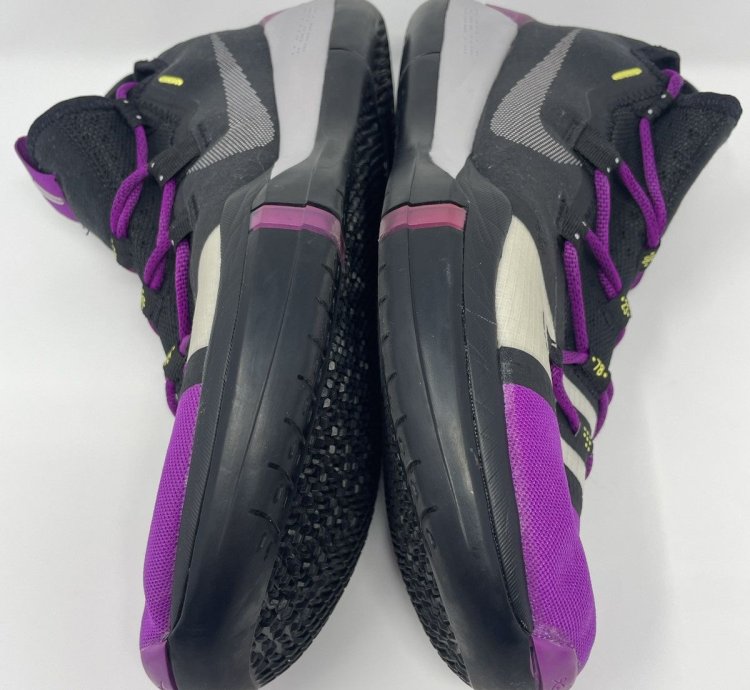 Kobe 2018 Lakers Away