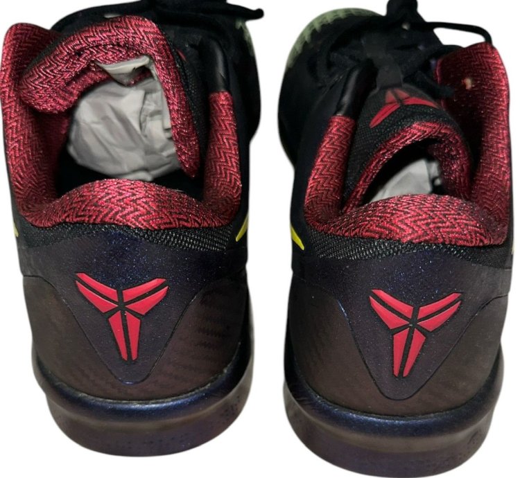 Kobe 4 Venomenon Glow In The Dark