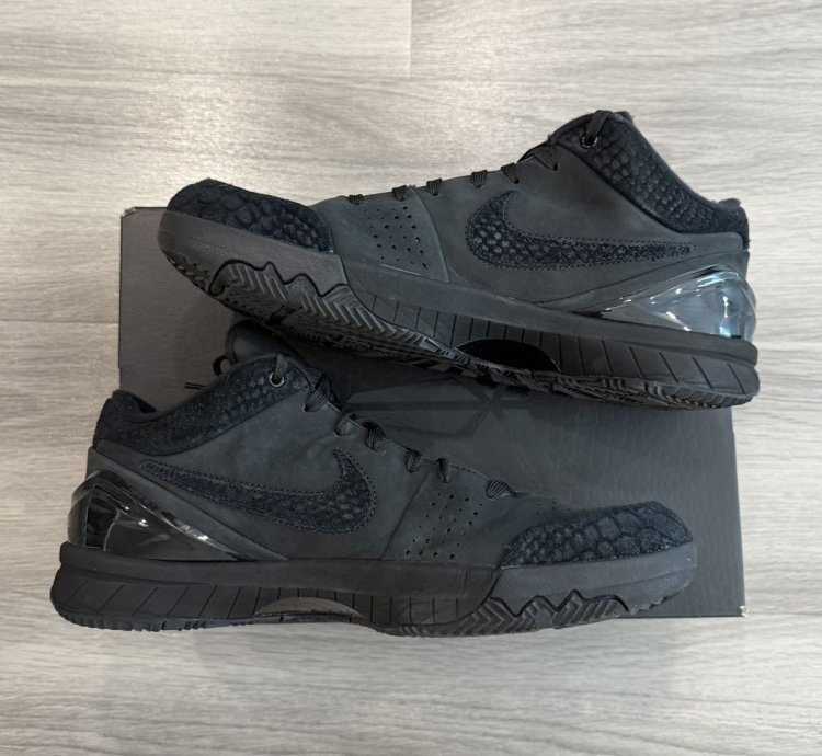 Kobe 4s Protro Gift Of Mamba