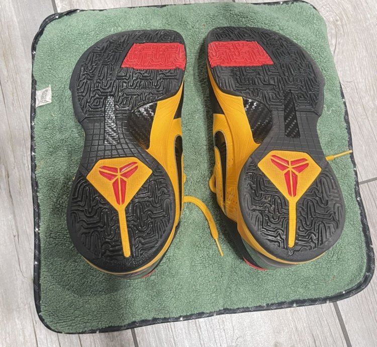Kobe 5 Bruce Lee Protro