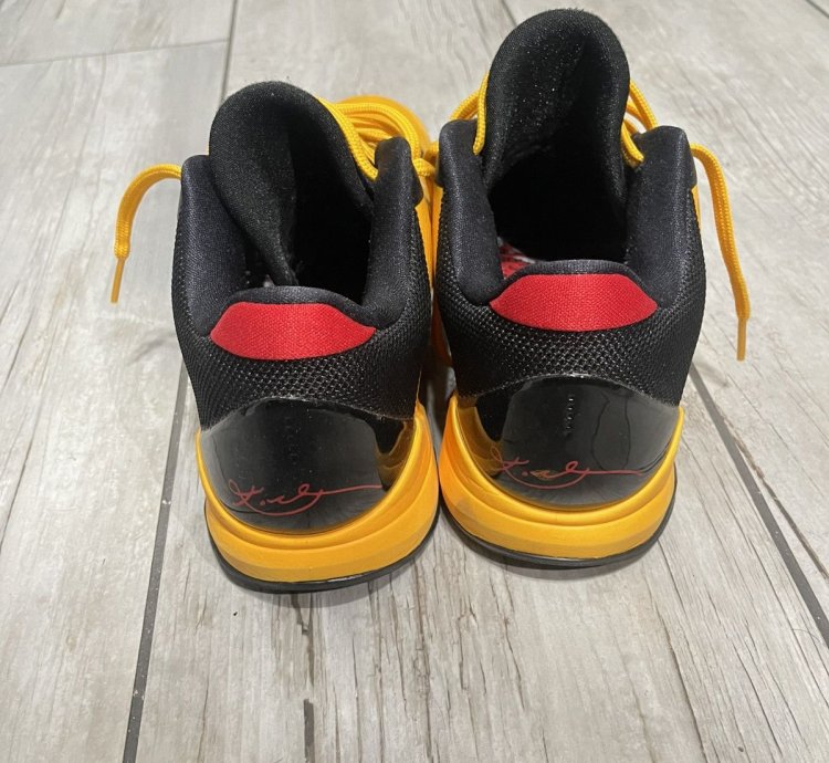 Kobe 5 Bruce Lee Protro