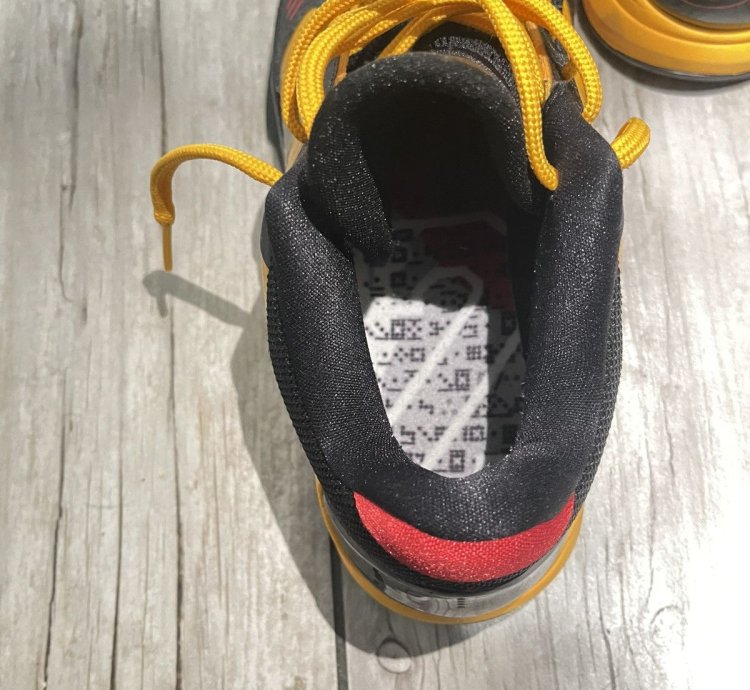 Kobe 5 Bruce Lee Protro