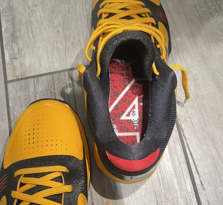 Kobe 5 Bruce Lee Protro