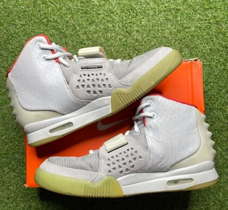Nike Air Yeezy 2 Pure Platinum
