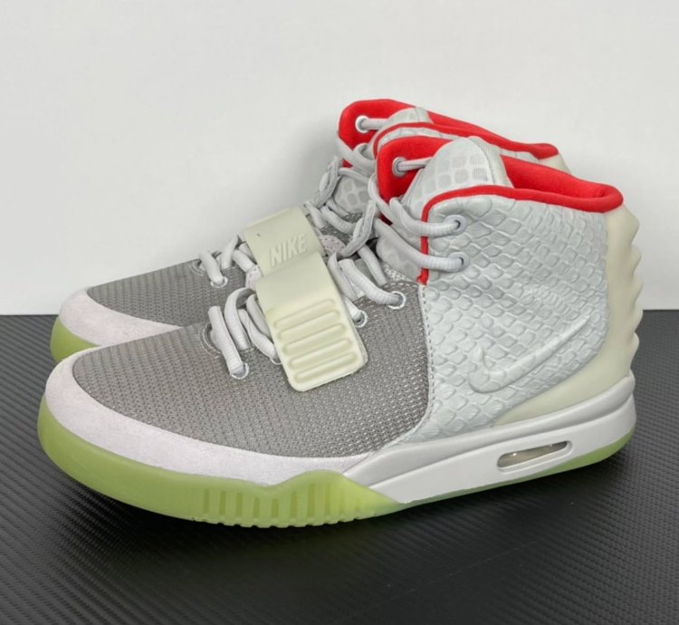 Nike Air Yeezy 2 Pure Platinum