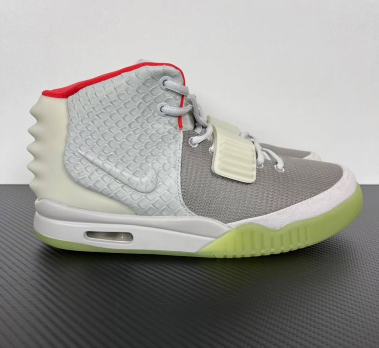 Nike Air Yeezy 2 Pure Platinum