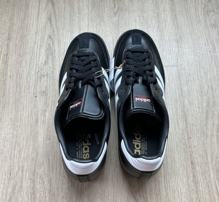 Adidas Samba Football
