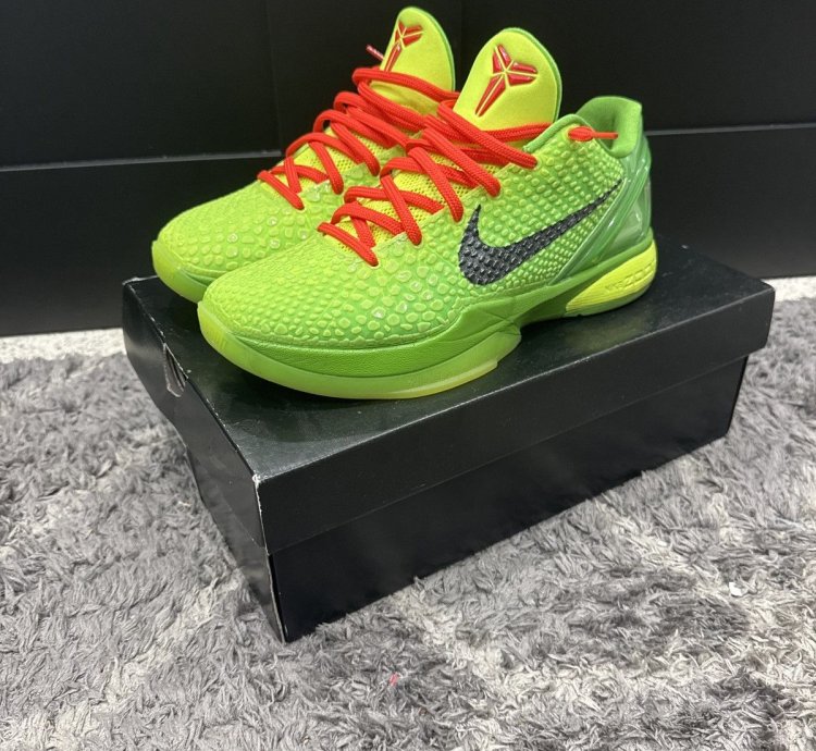 Kobe 6 Protro Grinch 2020