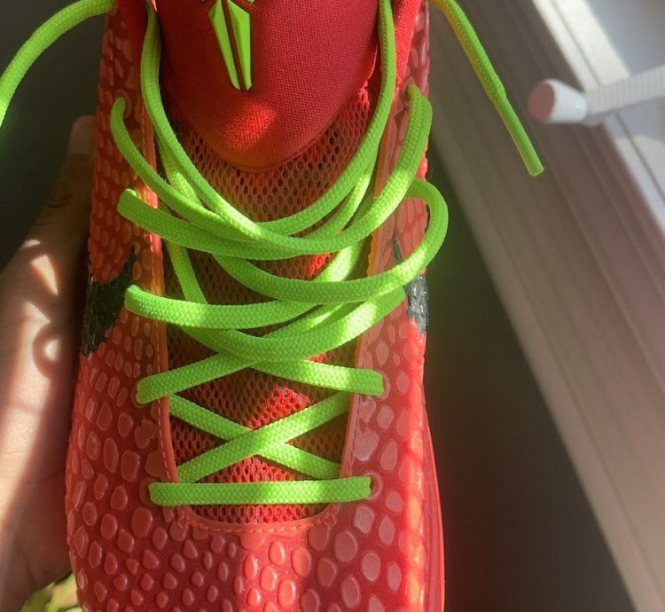 Kobe 6 Reverse Grinch