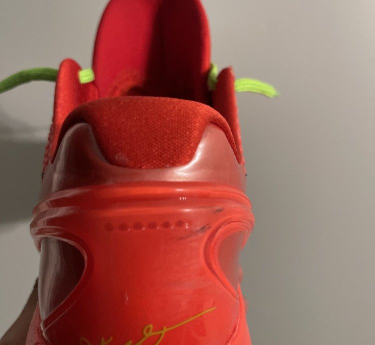 Kobe 6 Reverse Grinch