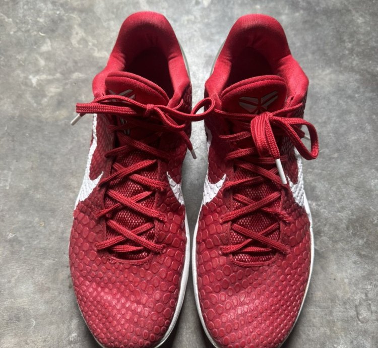 Kobe 6 Varsity Red 2011 Retro Basketball Sneakers